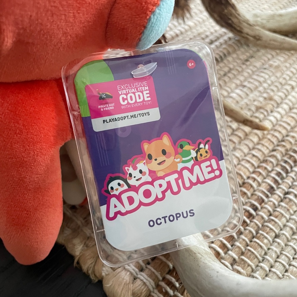 Adopt Me Octopus with virtual code - Picture 4 of 5